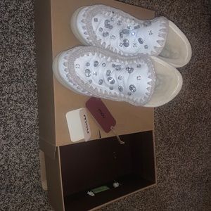 MOUMOU BOOTS- new in box with tags